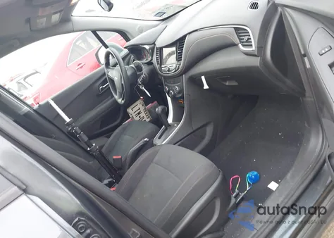 2019 Chevrolet Trax Ls z USA, uszkodzony, nr VIN 3GNCJKSB3KL210528